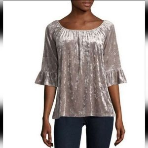 Beachlunchlounge crushed velvet 3/4 bell sleeve top silver - size M